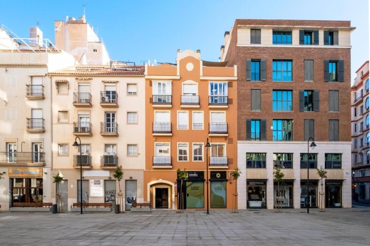 Amplio Piso En Atarazanas Apartment Malaga Bagian luar foto